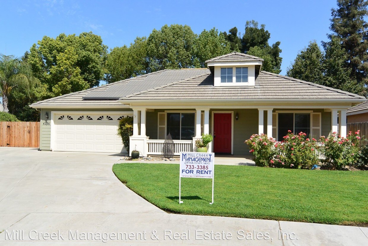Foto principal - 3 br, 2.5 bath House - 4236 W. Redding