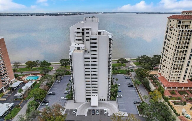 Foto del edificio - 4141 Bayshore Blvd