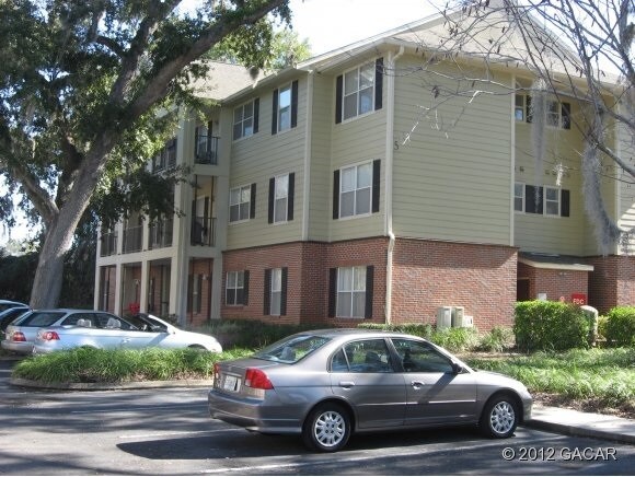 2360 SW Archer Rd, Gainesville, FL 32608 Apartments