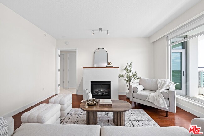 Building Photo - 3141 Michelson Dr