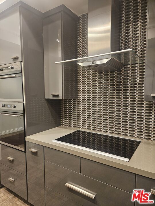 Building Photo - 1880 Veteran Ave