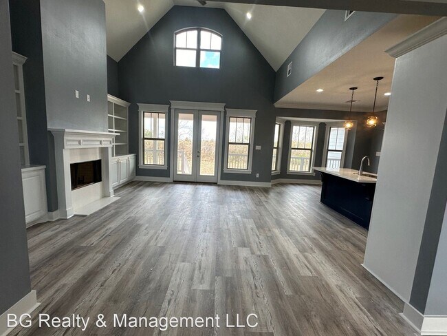 Building Photo - 3 br, 2 bath House - 7696 Nine Oaks Drive