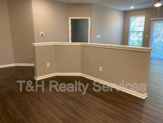 Building Photo - 5628 Brownstone Dr