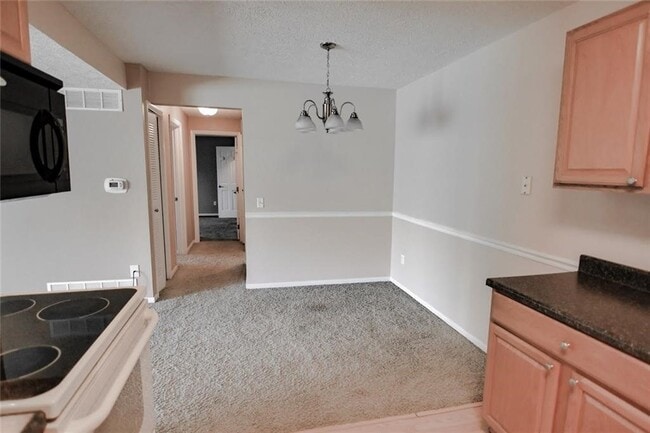 Building Photo - 3 High Gate Trail