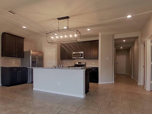 Building Photo - 4003 Greylag Ct