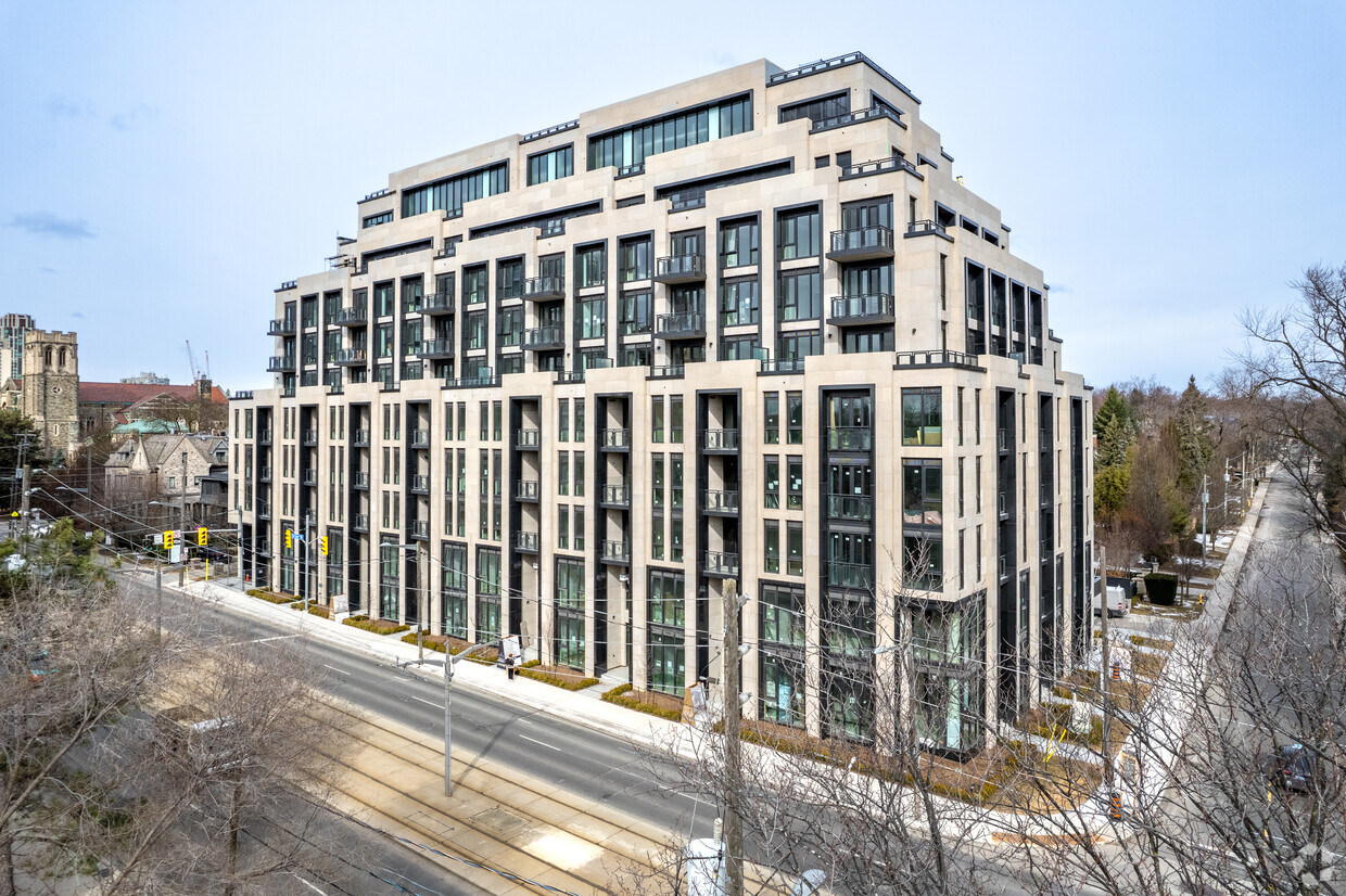 Primary Photo - Forest Hill Residences
