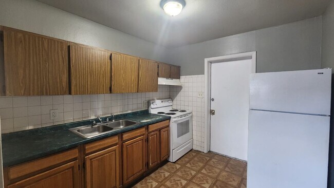 Building Photo - 8209 N. 17th St. Unit A-B