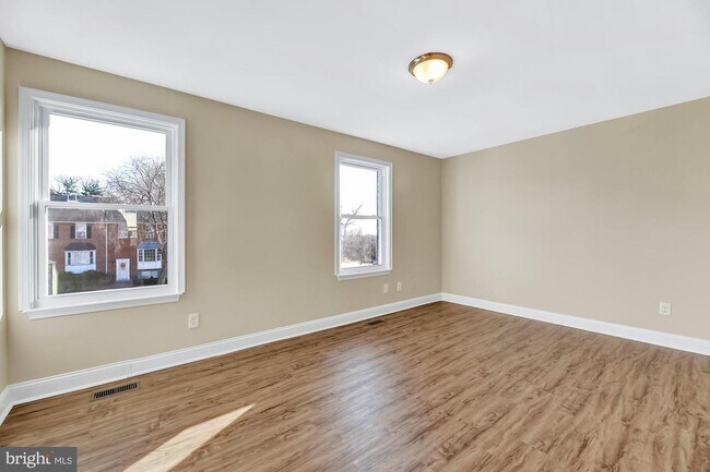 Foto del edificio - 44 Stone Park Pl