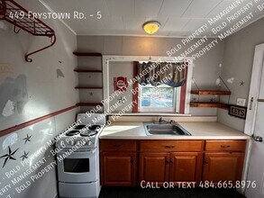 Building Photo - 449 Frystown Rd
