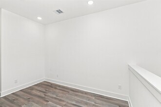 Building Photo - 2908 Stevens St