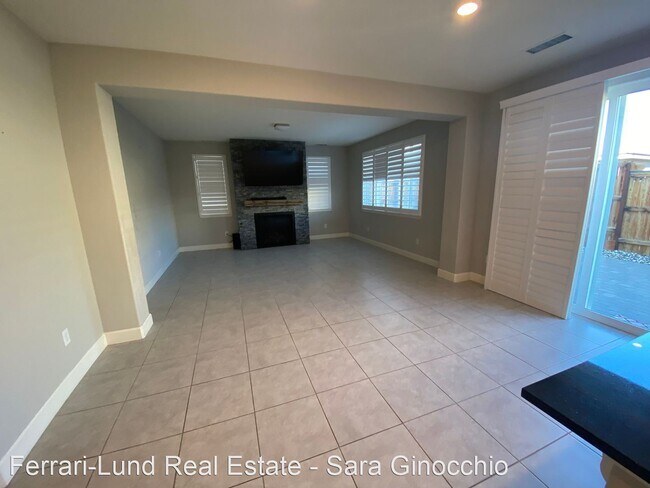 Foto del edificio - 4 br, 3 bath House - 6072 Red Sun Drive