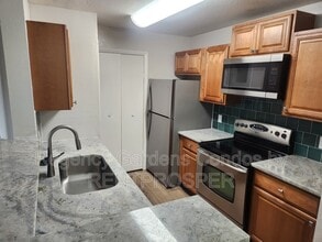 Building Photo - 4367 Thornbriar Ln