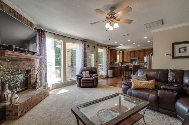 Foto del edificio - 1110 Babbling Brook Drive