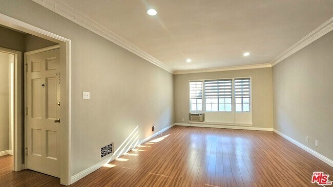 Foto del edificio - 1020 S Norton Ave