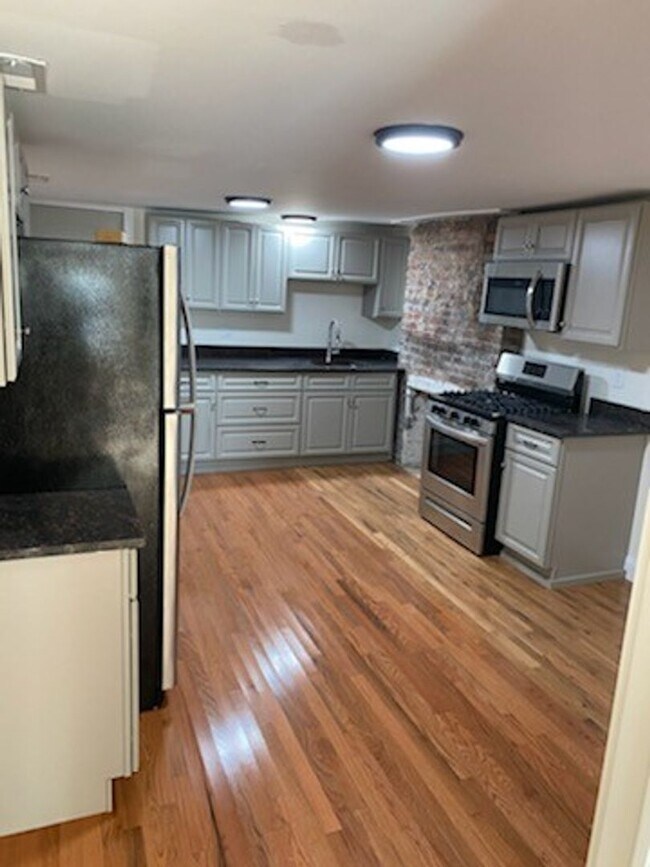 Foto del edificio - 15 Myrtle Ave