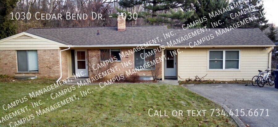 Primary Photo - 1030 Cedar Bend Dr