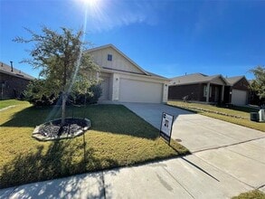 Building Photo - 1527 Deerchase Dr