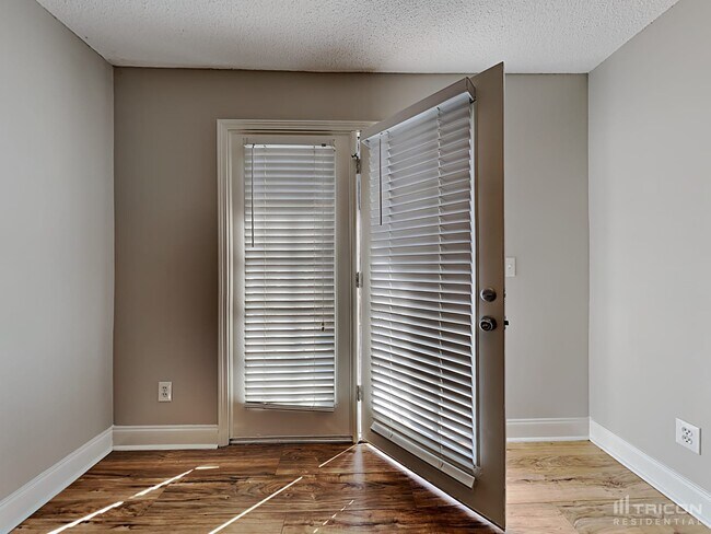 Foto del edificio - 2875 Brookton Ln SE