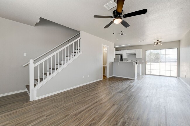 Building Photo - AVAILABLE NOW; APPLY AT OUR WEBSITE TODAY!!