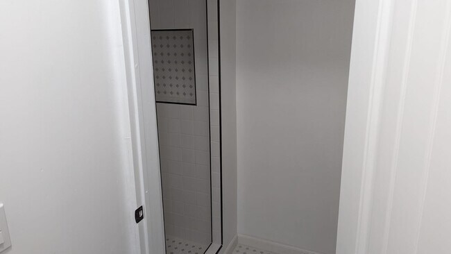Foto del edificio - 3893 Beechwood Pl