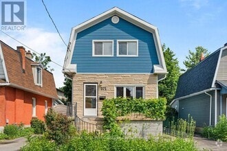 Building Photo - 371 Whitby Ave