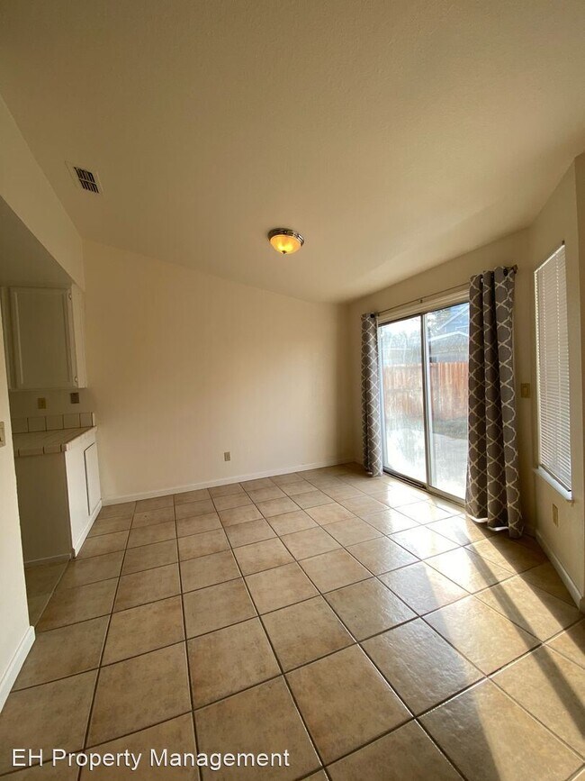 Building Photo - 3 br, 2 bath House - 8184 Pictor Ct