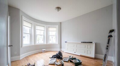 Building Photo - 38 Fayston St