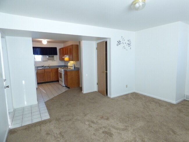 Building Photo - 2332 W 6200 S