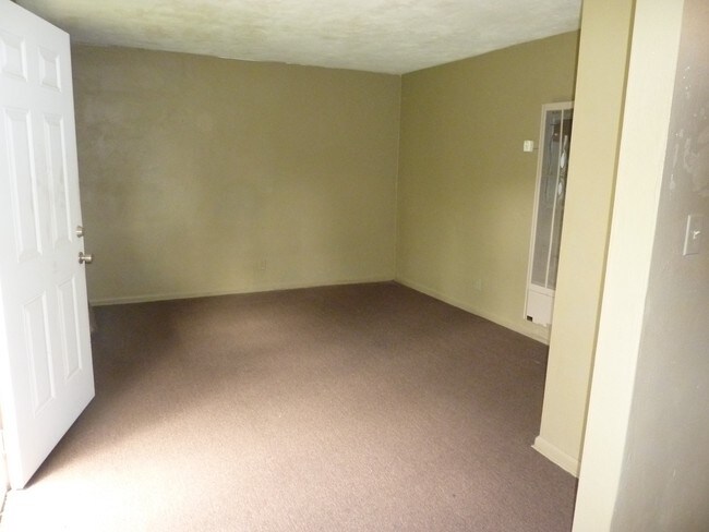 Foto del edificio - 824 E. Stewart Street