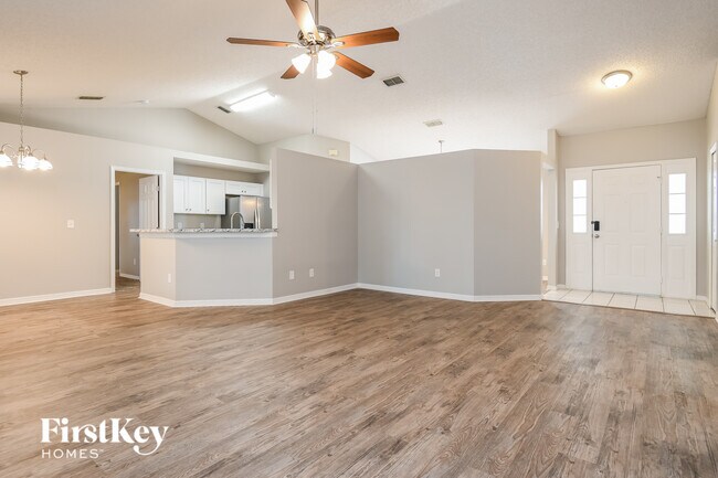 Foto del edificio - 1254 Kenworth Dr