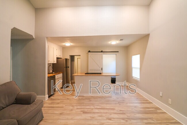 Foto del edificio - 206 Brown Rd