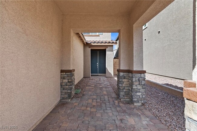 Building Photo - 3546 Luciana Gln Ave