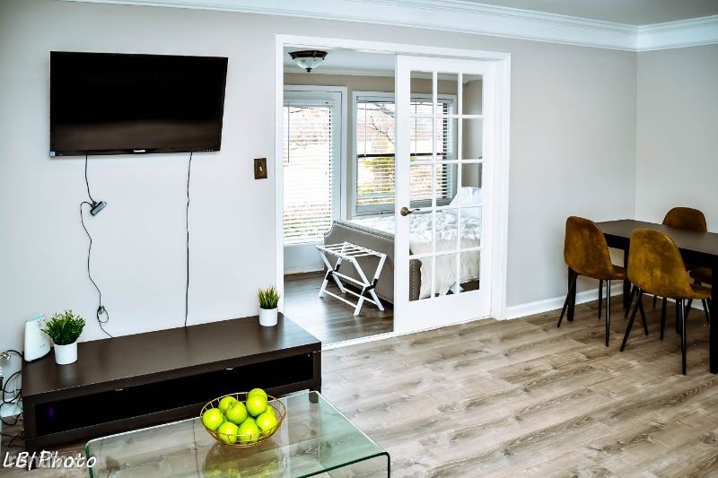 Foto principal - 1 br, 1 bath Condo - 26 Chaumont Sq NW