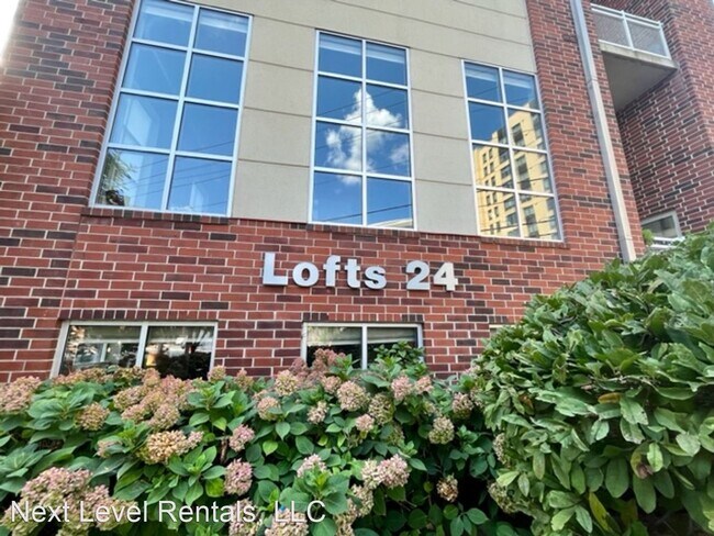 Foto del edificio - 2 br, 2 bath House - 8326 Fenton Street #B