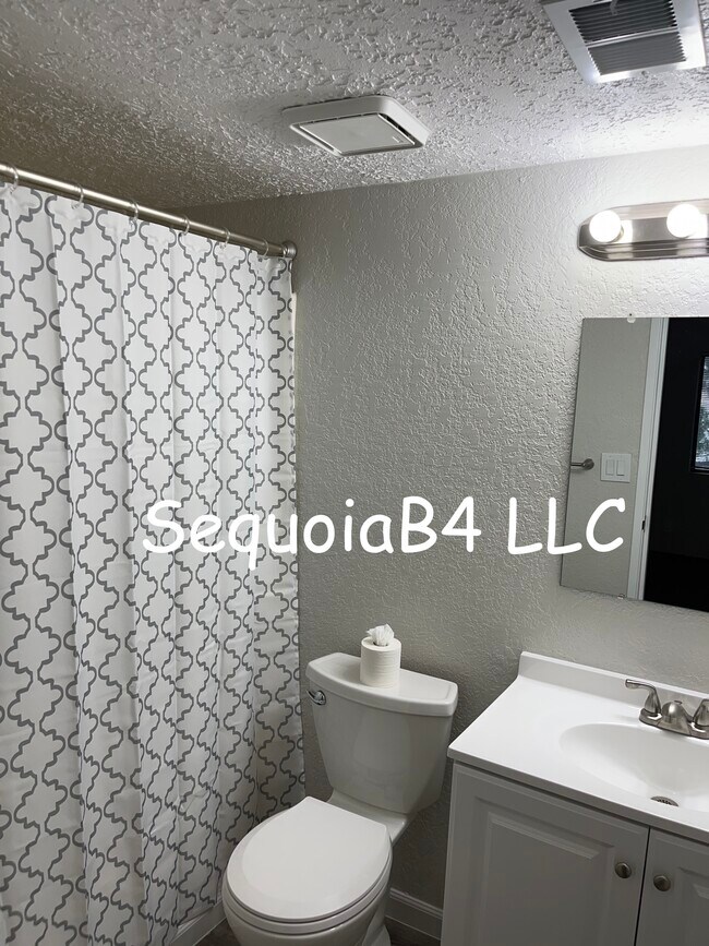 Foto del edificio - 6041 Sequoia Rd NW