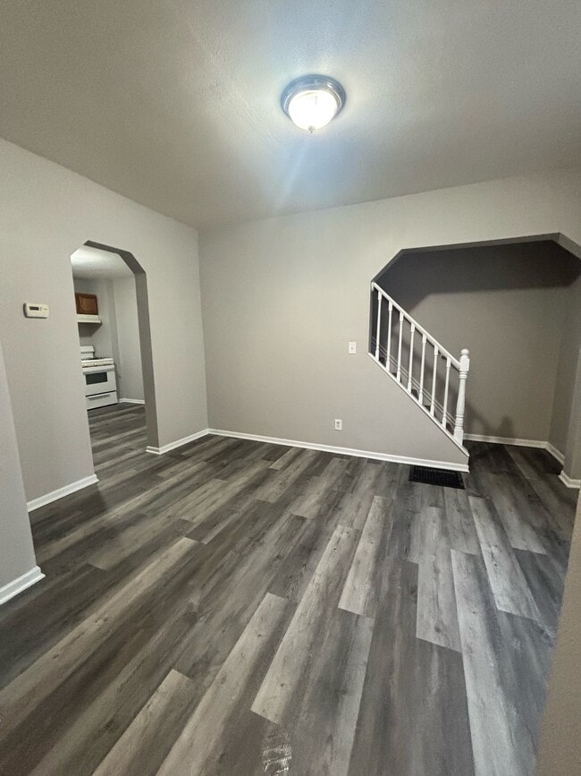 Building Photo - 2226 Parmele St