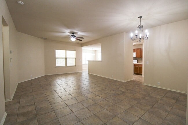Building Photo - 1644 Cloudy Brook