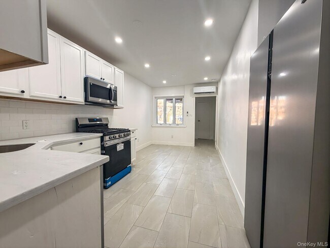 Foto del edificio - 1262 E 98th St