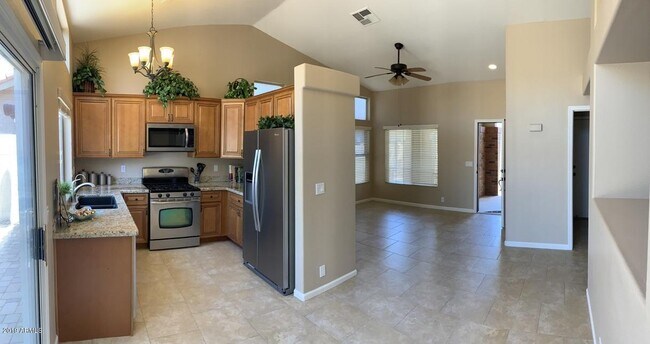 Foto del edificio - 3236 E Escuda Rd