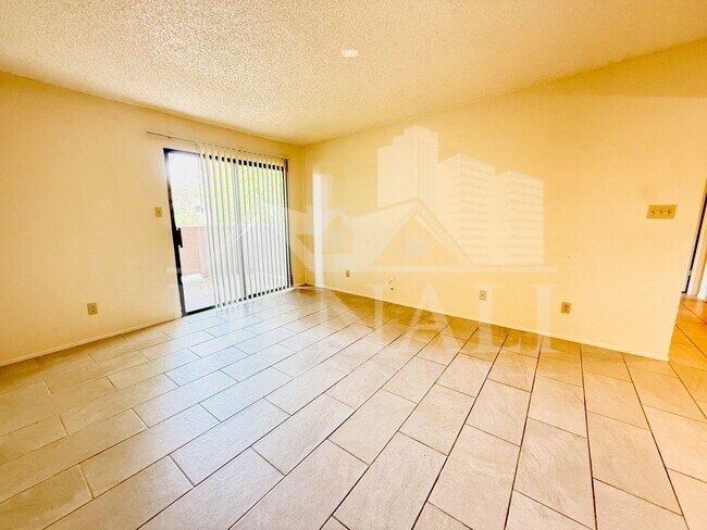 Foto del edificio - 5757 W Eugie Ave