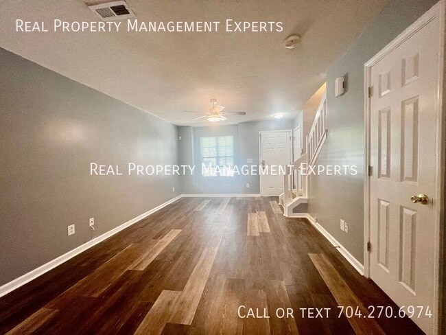 Foto del edificio - 12438 Hennigan Pl Ln