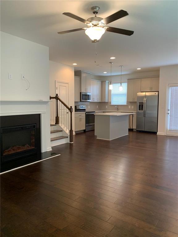Building Photo - 4914 Longview Walk