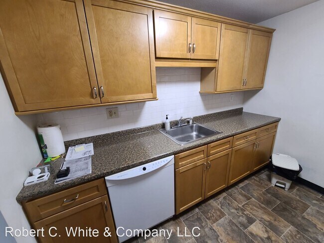 Building Photo - 1 br, 1 bath House - 174 Old Boston Post R...