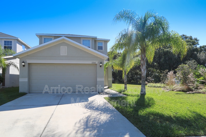 Primary Photo - 11303 Villas on the Green Dr