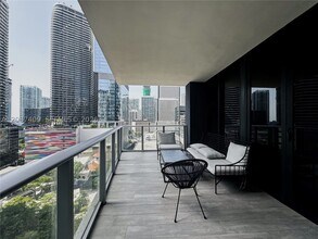 Building Photo - 1010 Brickell Ave