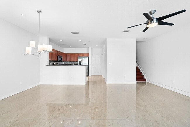 Building Photo - 4534 Monarch Way