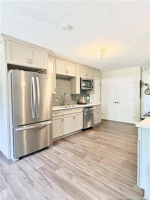 Foto del edificio - 372 Woodberry Cir