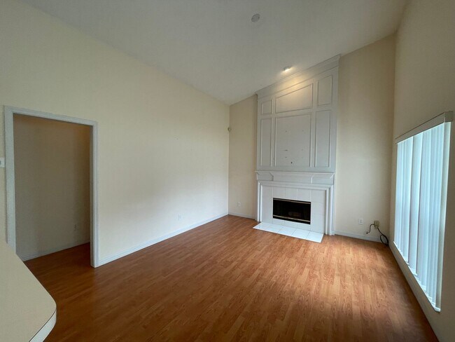 Building Photo - Lovely, 3 Bedroom, 2 Bathroom Home in Oviedo!!!