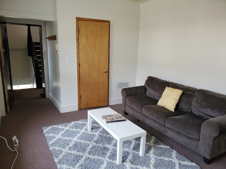 Foto principal - 909 Foster St