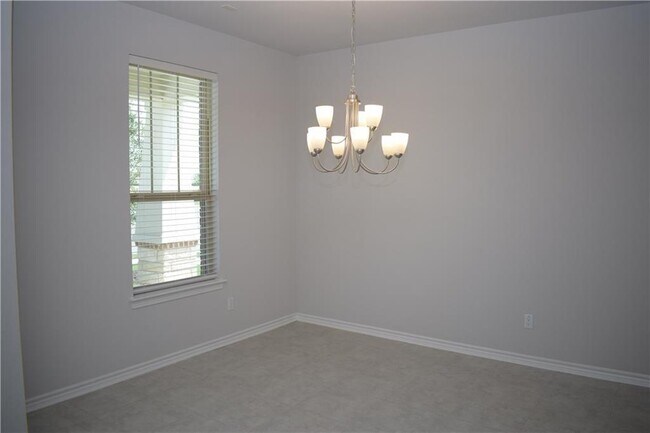 Building Photo - 1112 Capra Ln